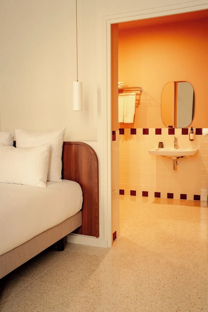Photo - Lala Hotel