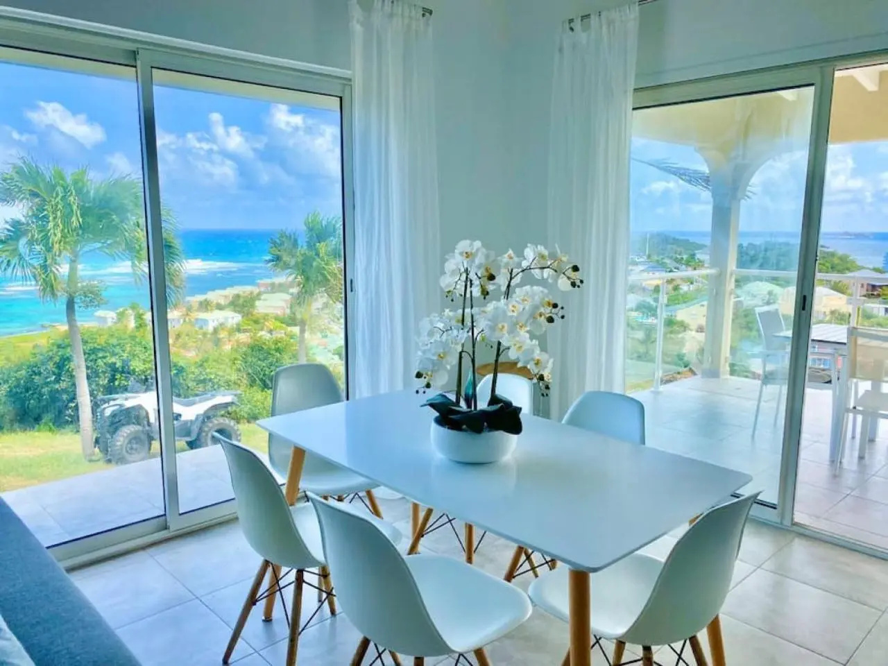 V5 Between sky and sea, Caribbean magical view