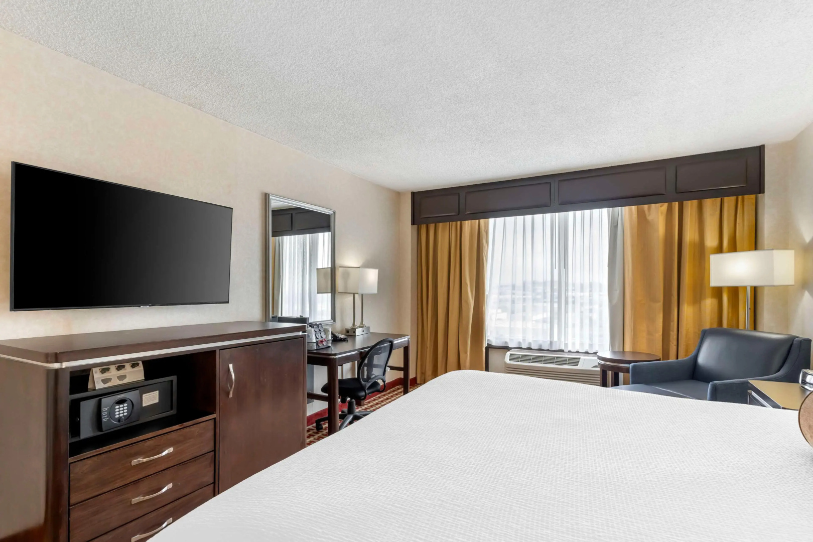 Foto - Best Western Plus Grosvenor Airport Hotel