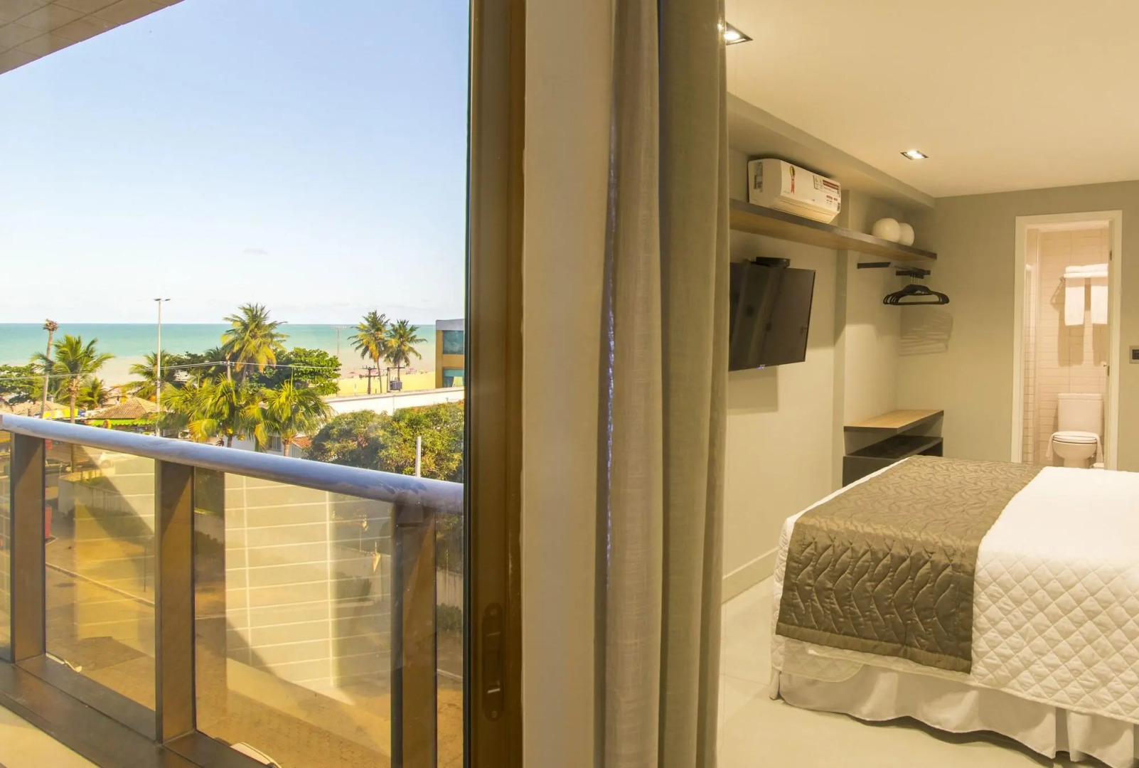 Photo - Infinity at the Sea by Welkom