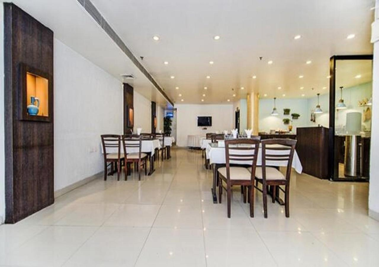 Photo - Rockland Hotel Panchsheel Enclave