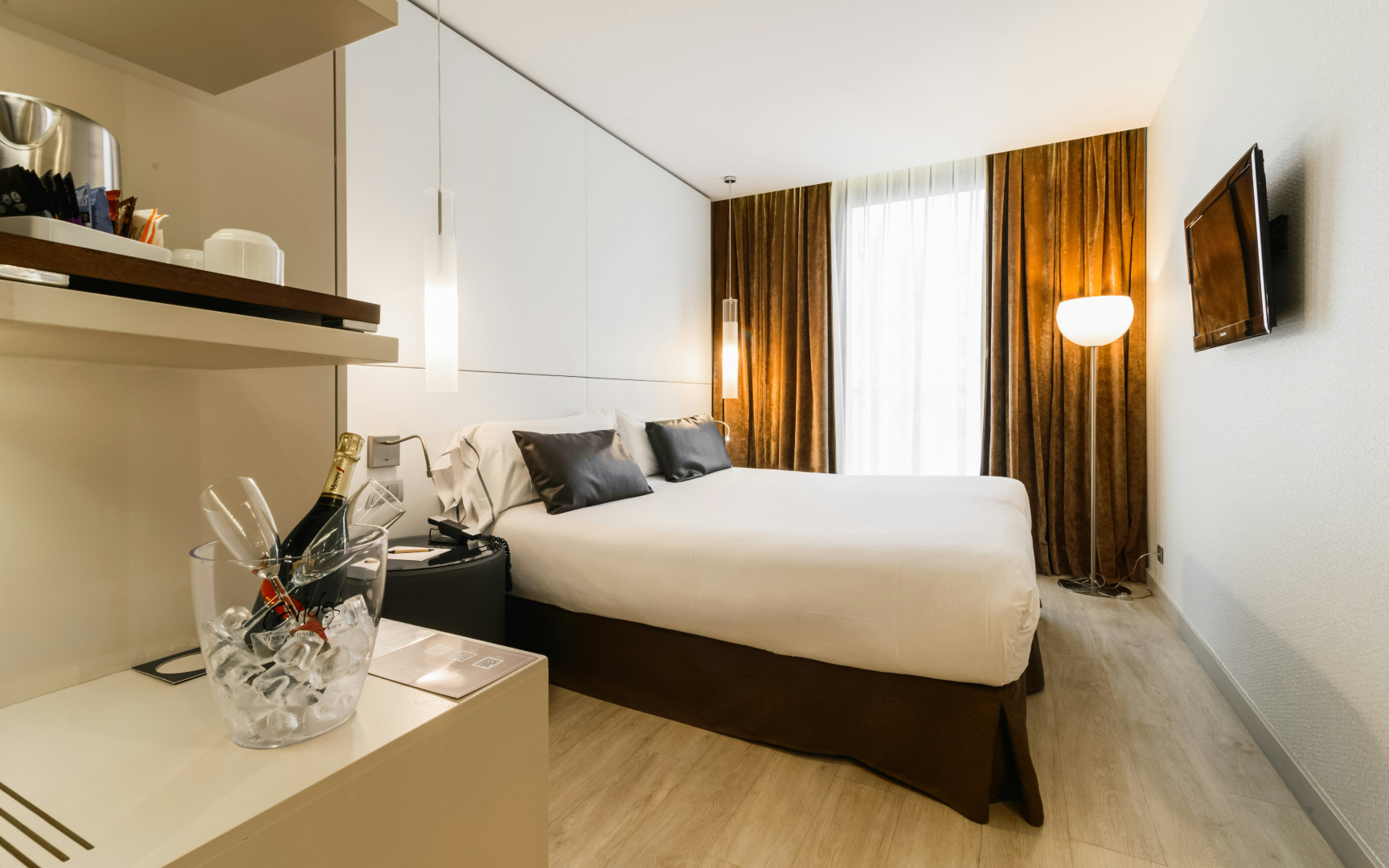 Photo - Grums Hotel
