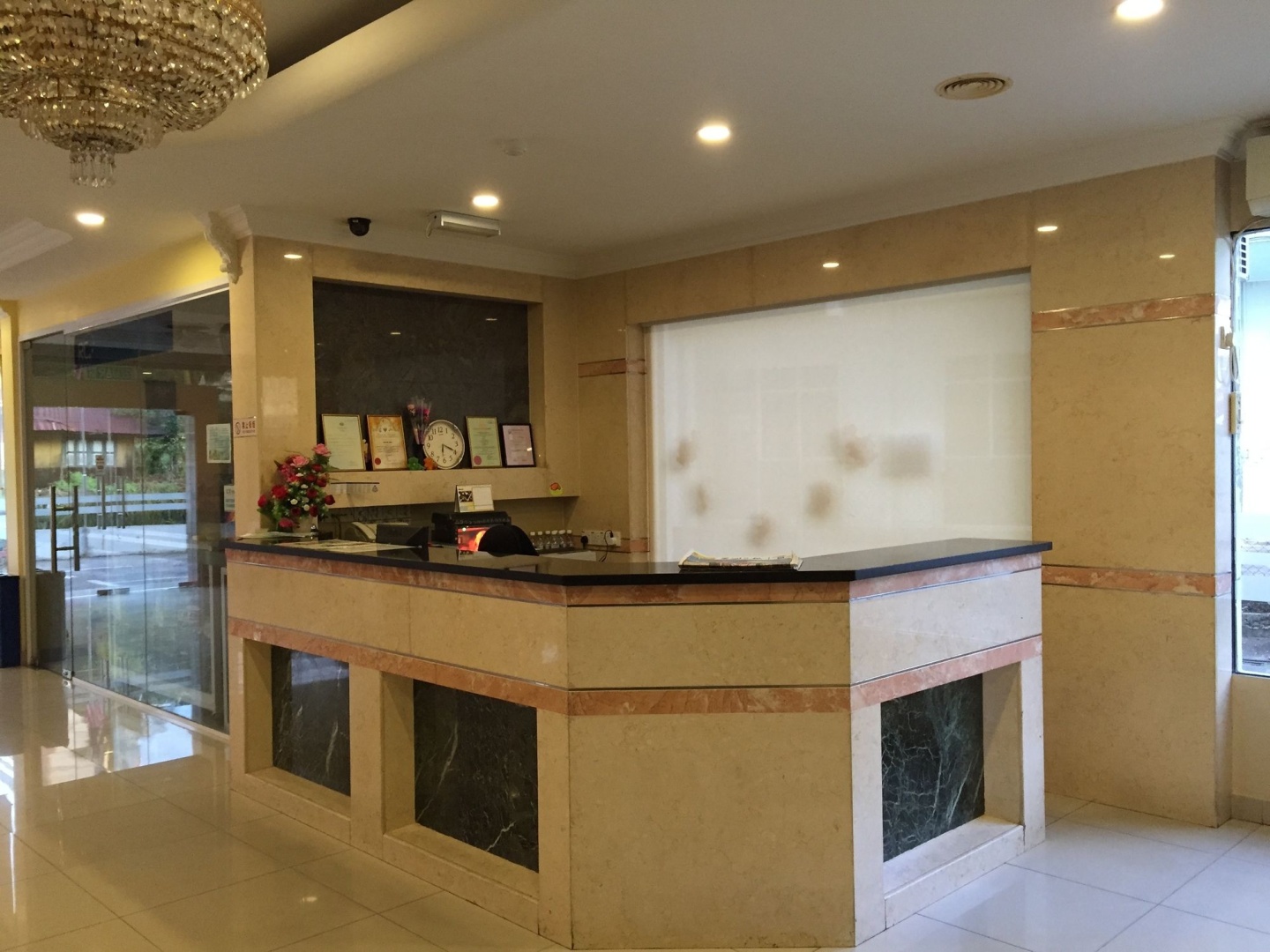 Raja Inn Hotel