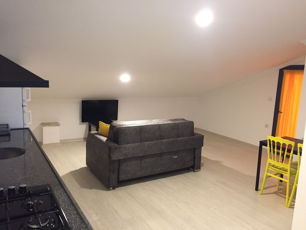 F48 Homes