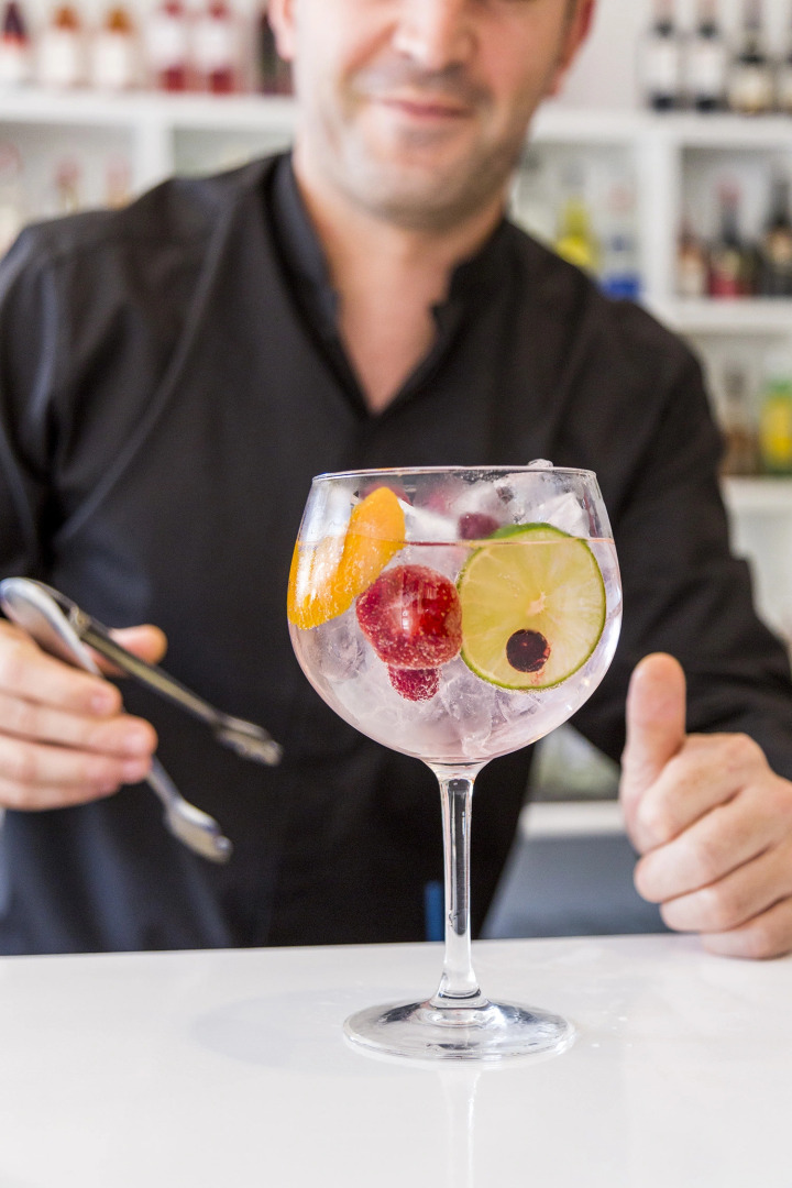 Foto - Comitas Floramar