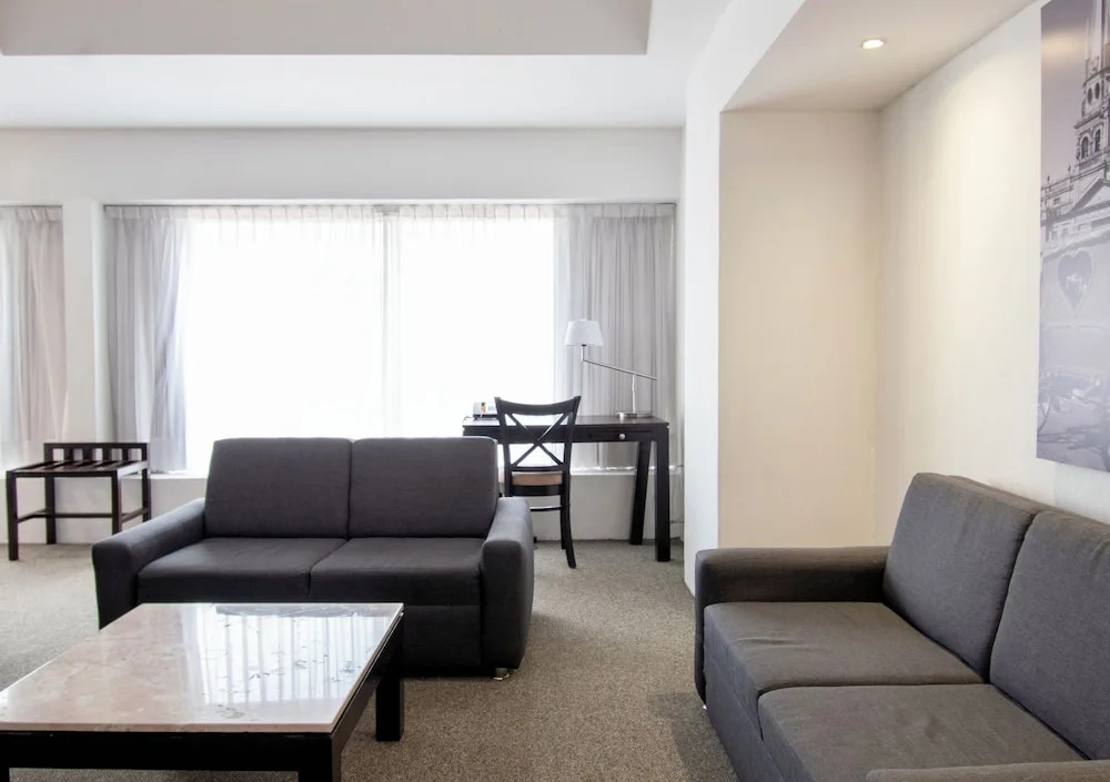 Foto - Hotel Plaza Génova Centro