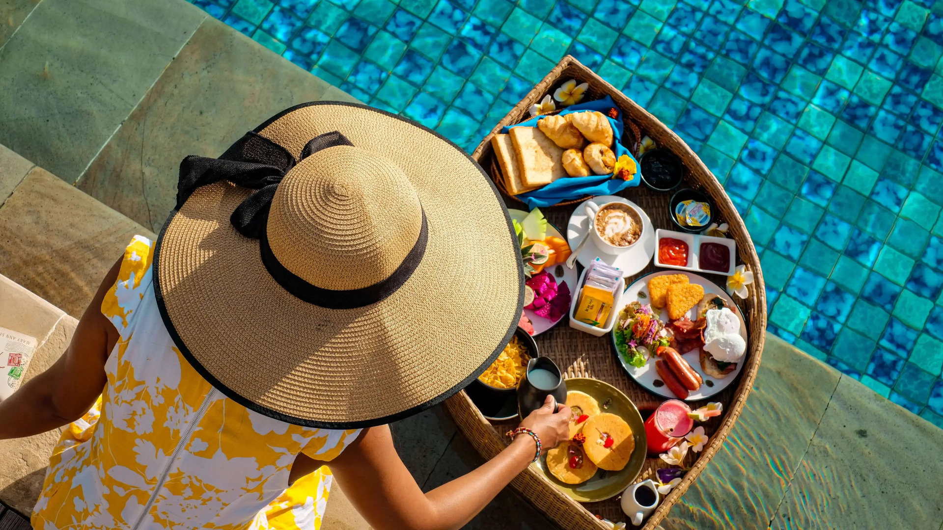 Foto - Away Bali Legian Camakila