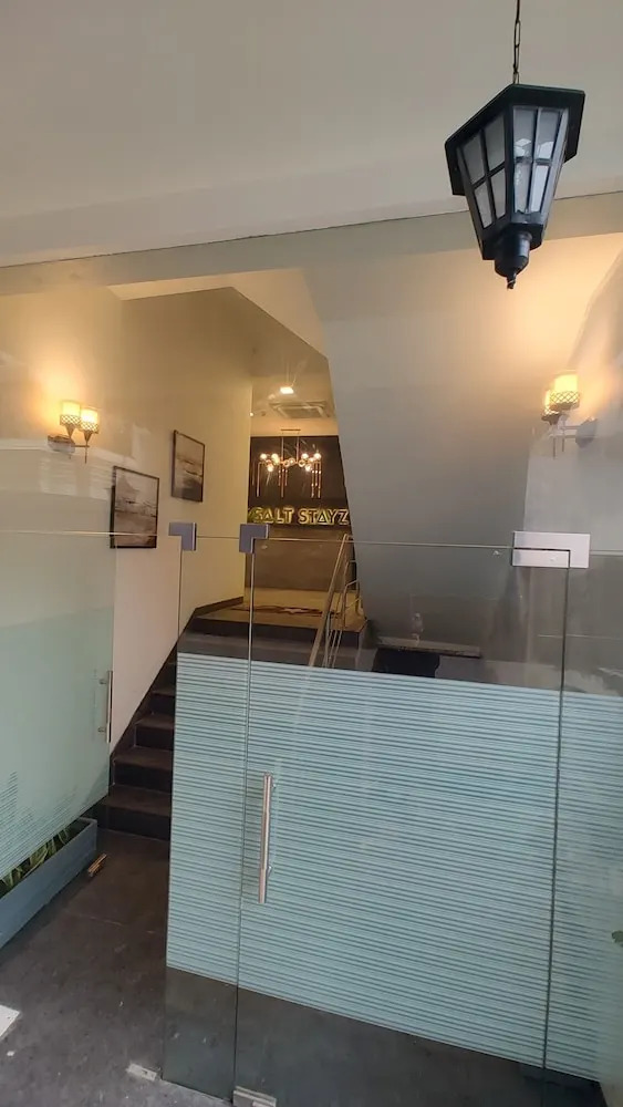 Photo - Saltstayz Select - Nehru Place & New Friends Colony