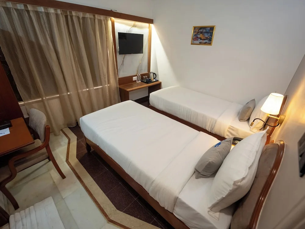 Hotel Pravasa Stay