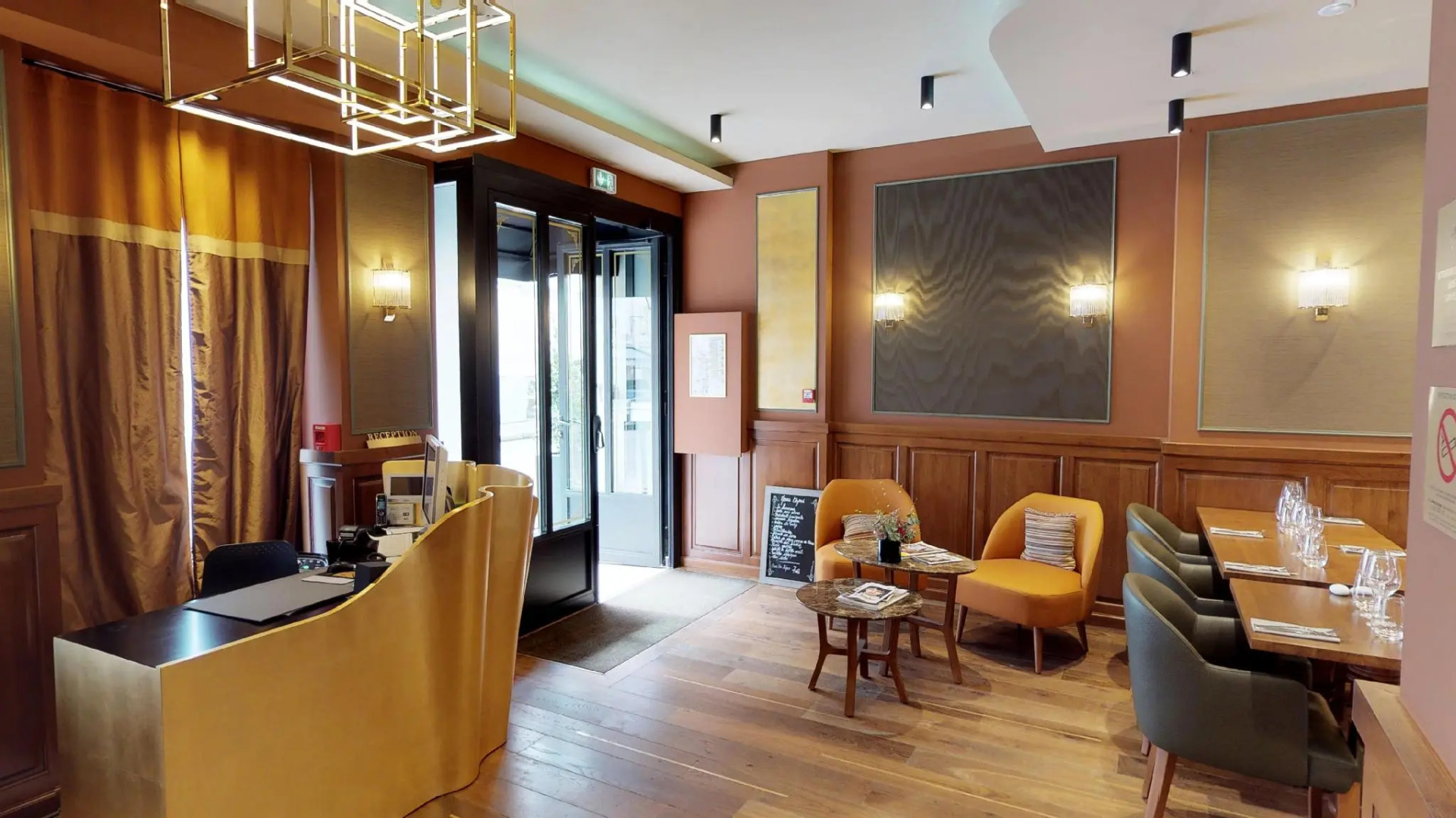 Photo - Mom'Art Hotel