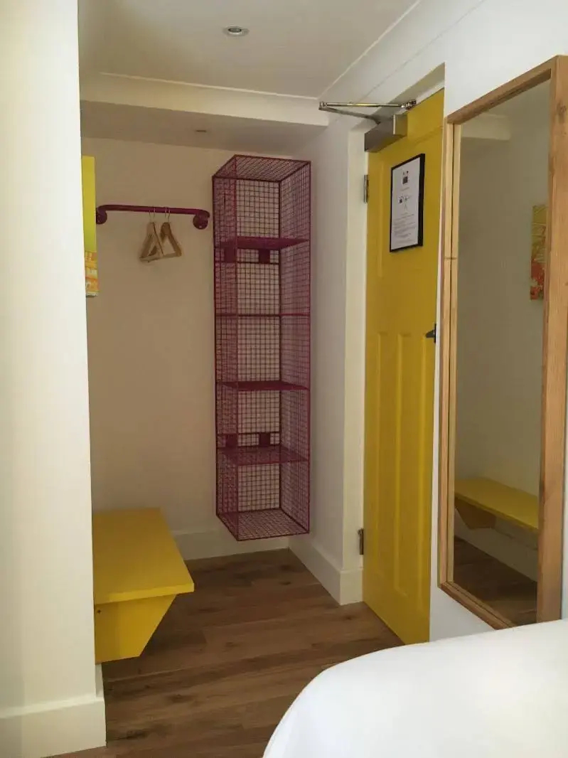 Photo - The California - Kings Cross St Pancras, London