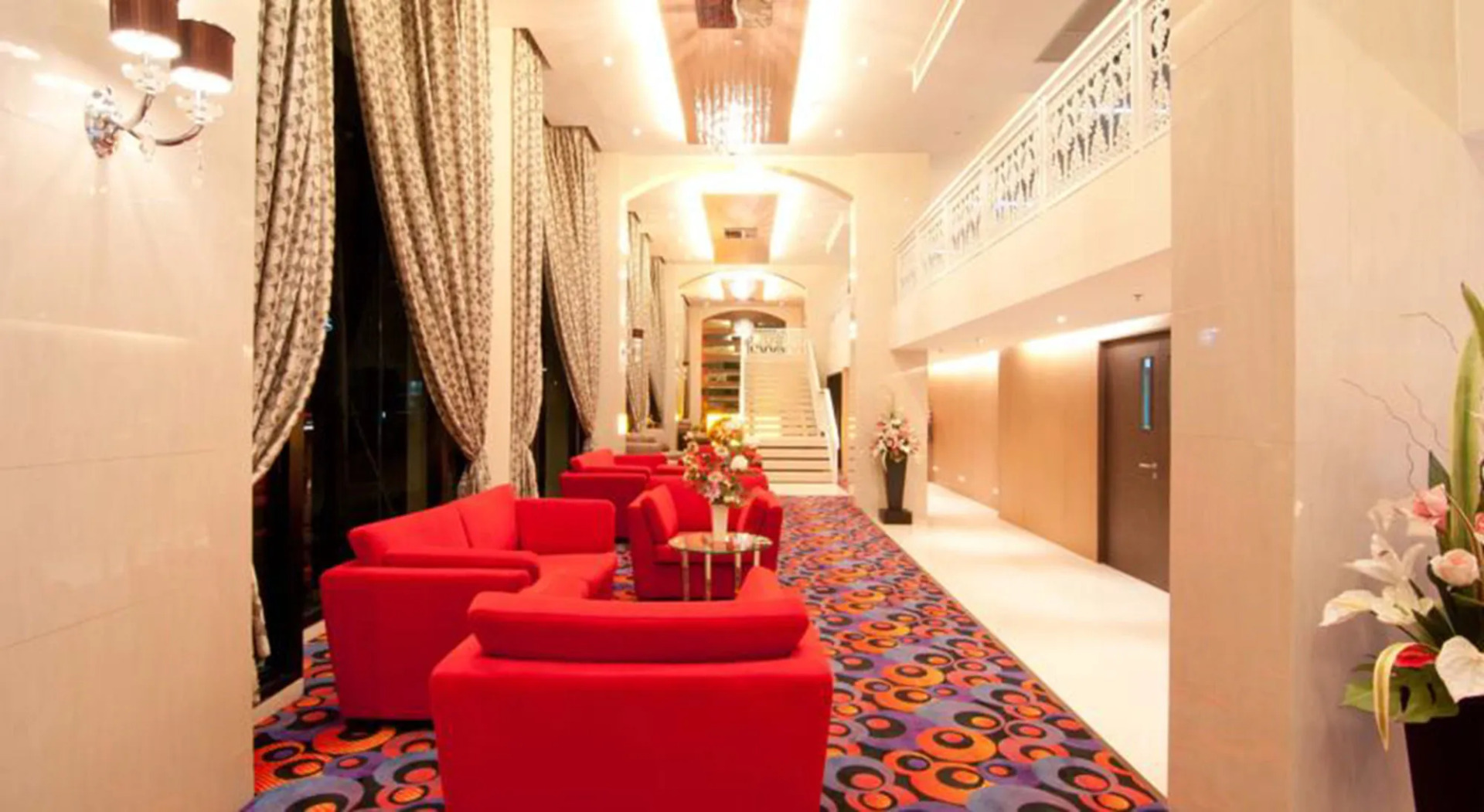 Photo - Grand Lord Boutique Hotel -Srinakarin