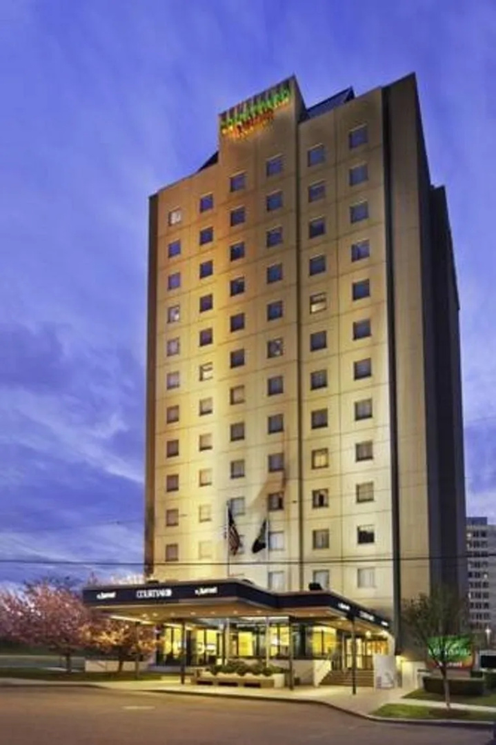 Photo - Courtyard by Marriott New York JFK Airport