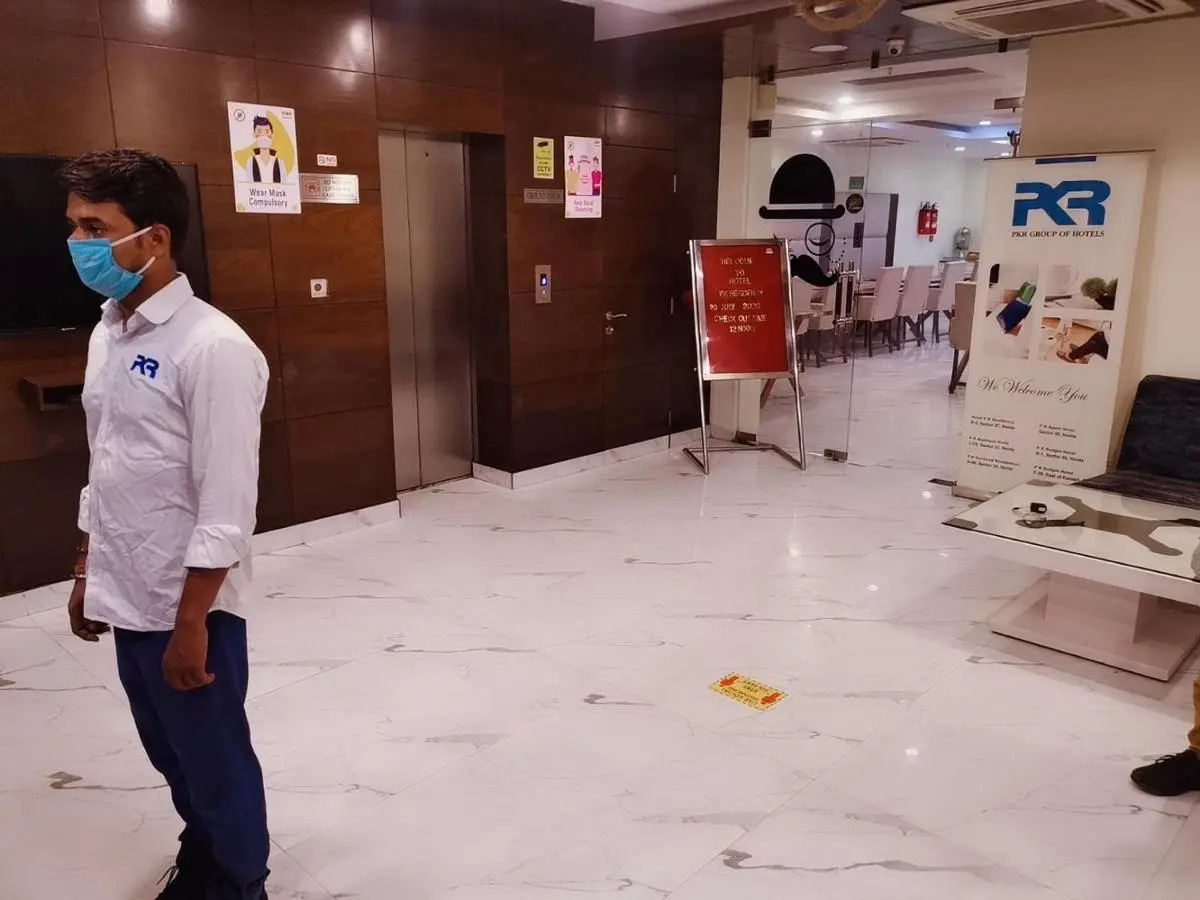 Foto - Hotel PK Residency Sector 18 Noida