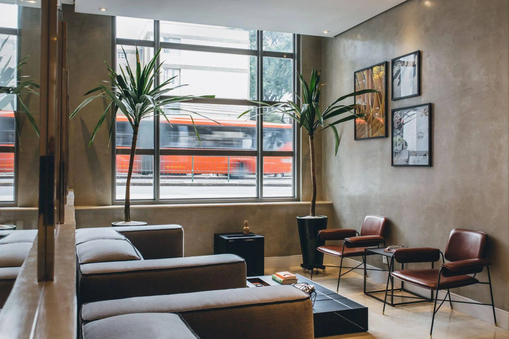 Photo - Intercity Curitiba Centro Cívico