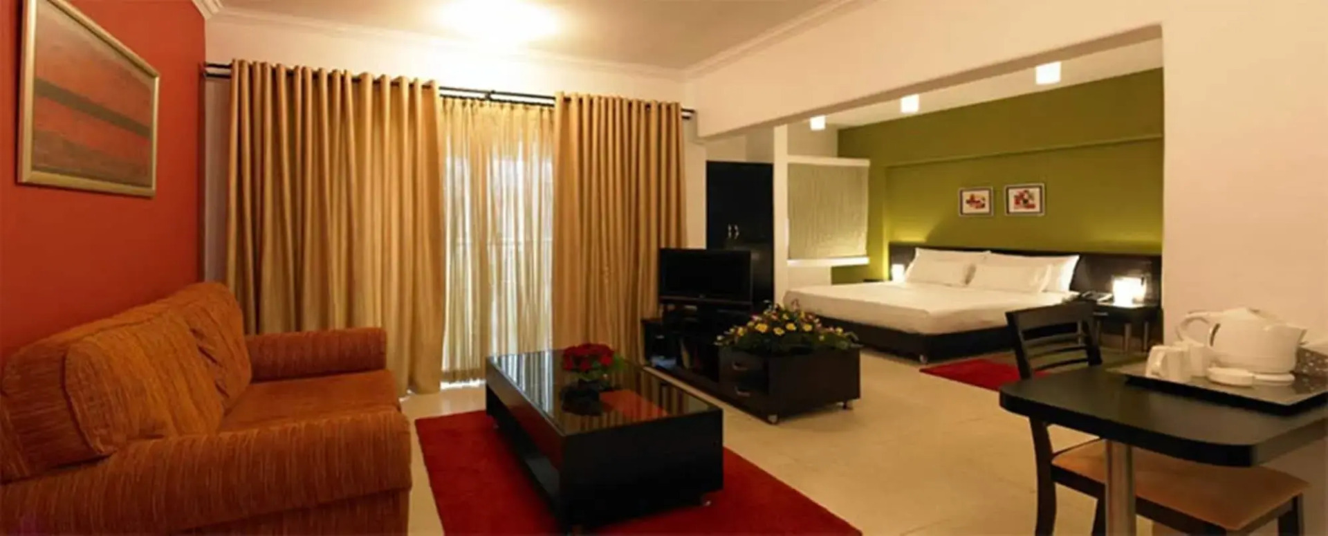 Photo - Royal Orchid Golden Suites Pune