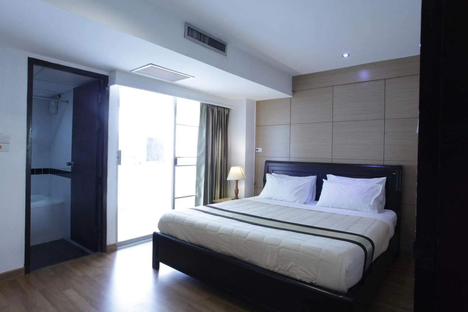 Photo - Nanatai Suites