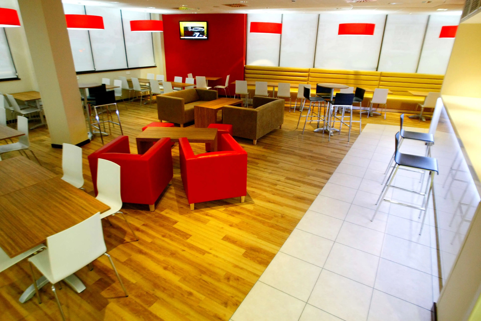 Foto - Travelodge Valencia Aeropuerto
