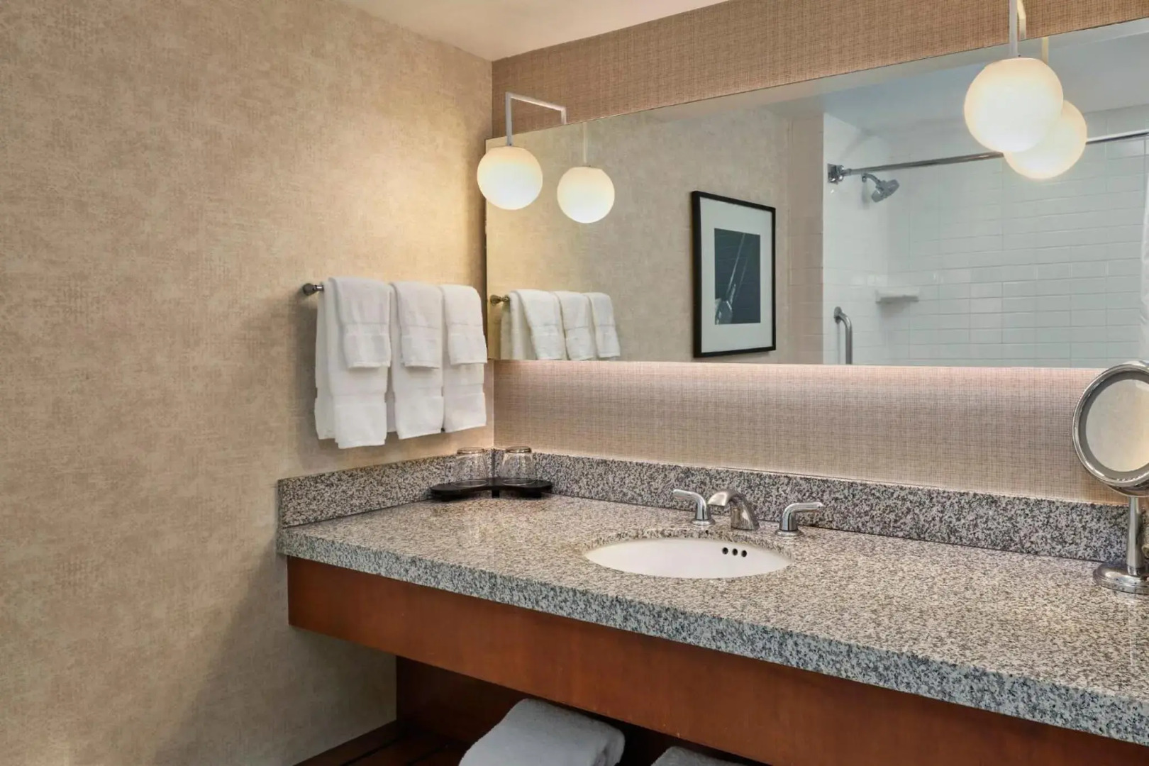 Photo - Loews Hollywood Hotel