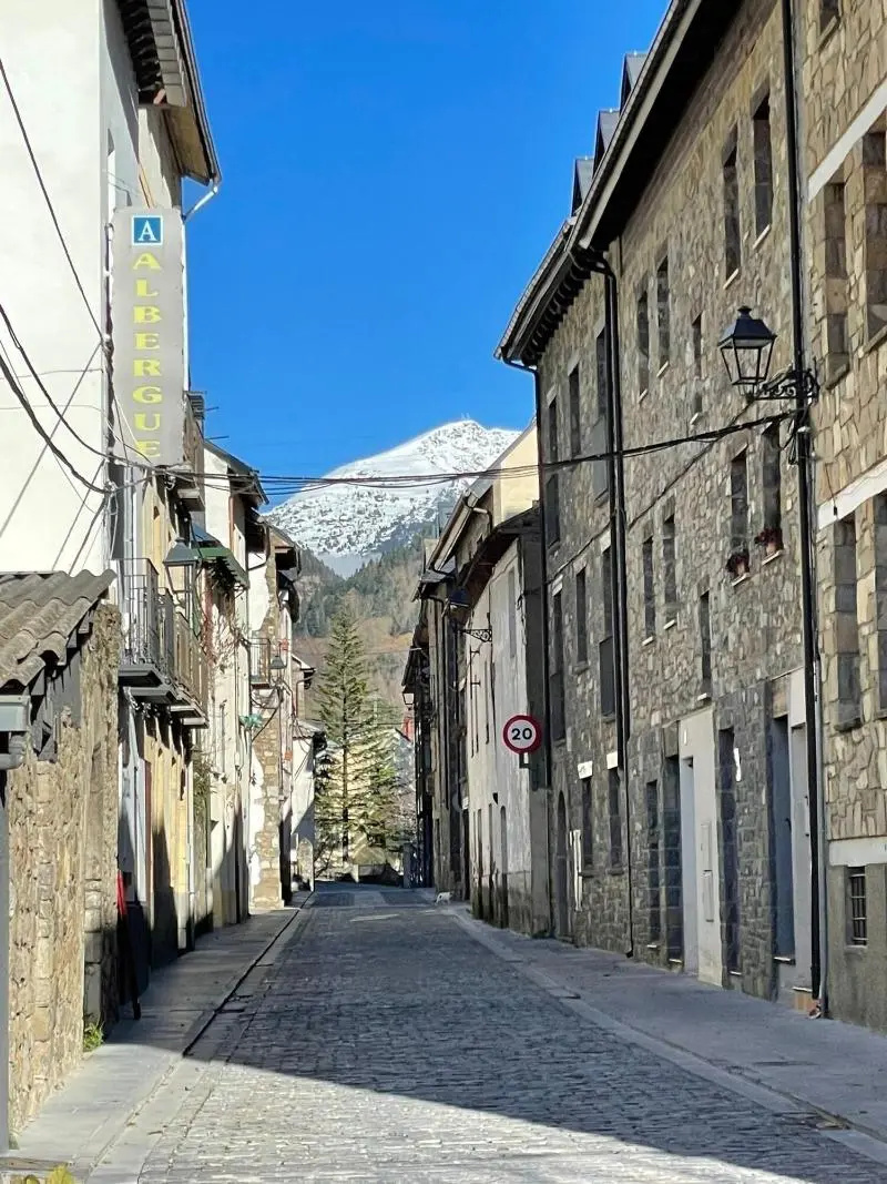 Photo - Apartahotel Canfranc
