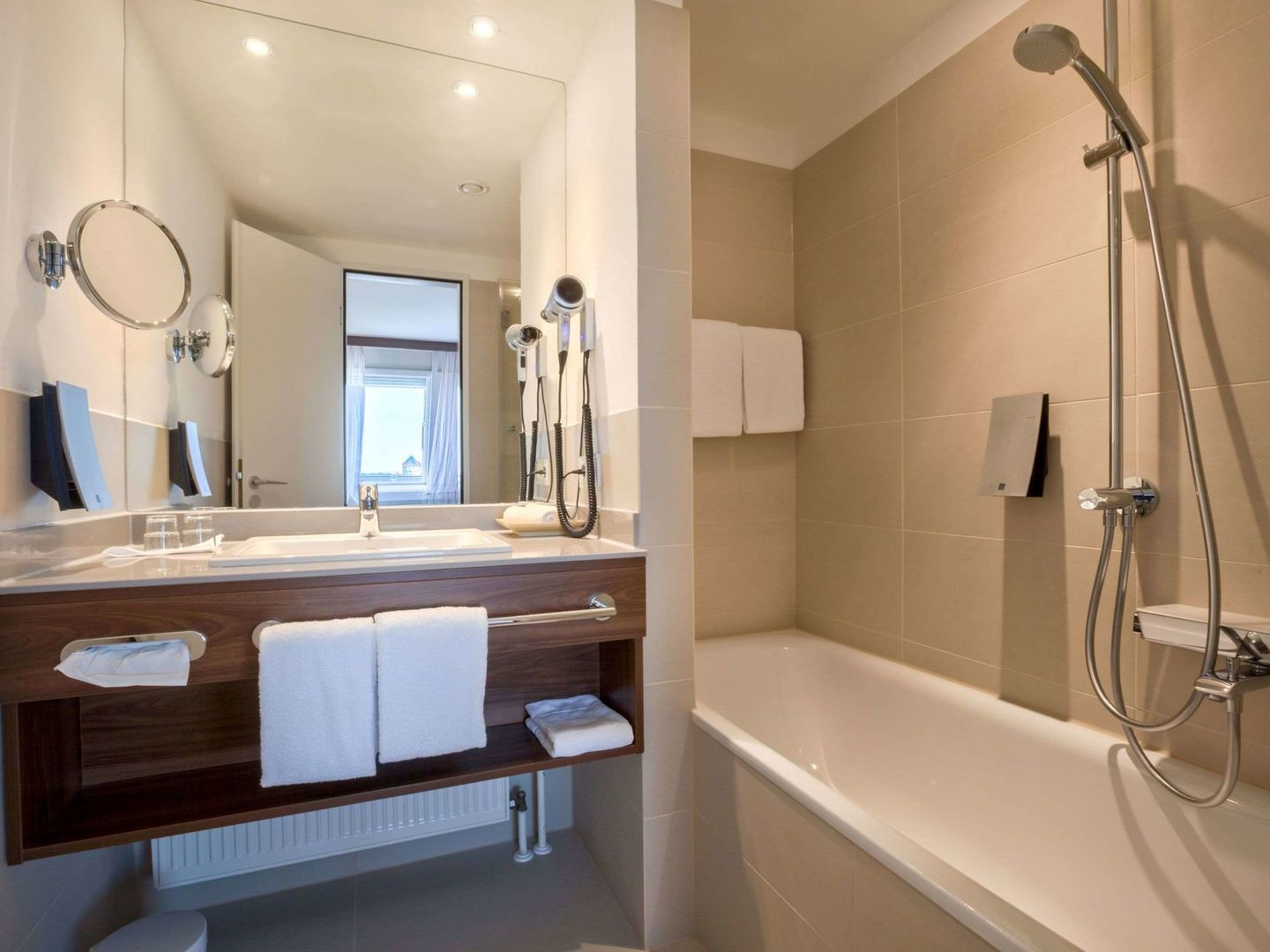 Photo - Fora Hotel Hannover by Mercure