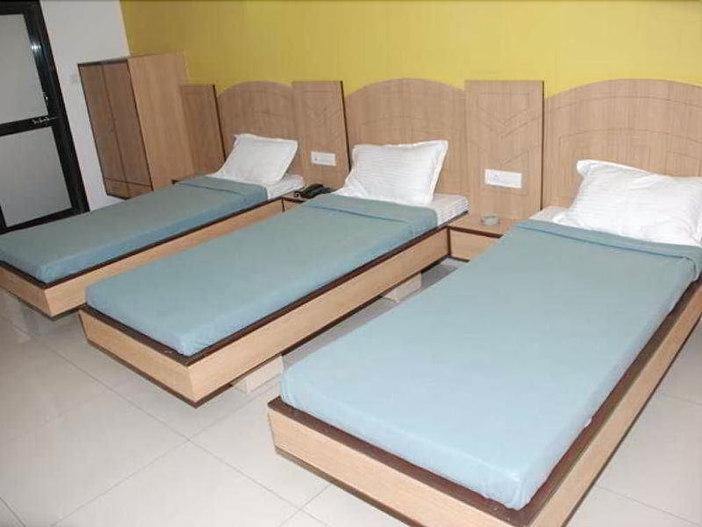 Hotel Ambassador