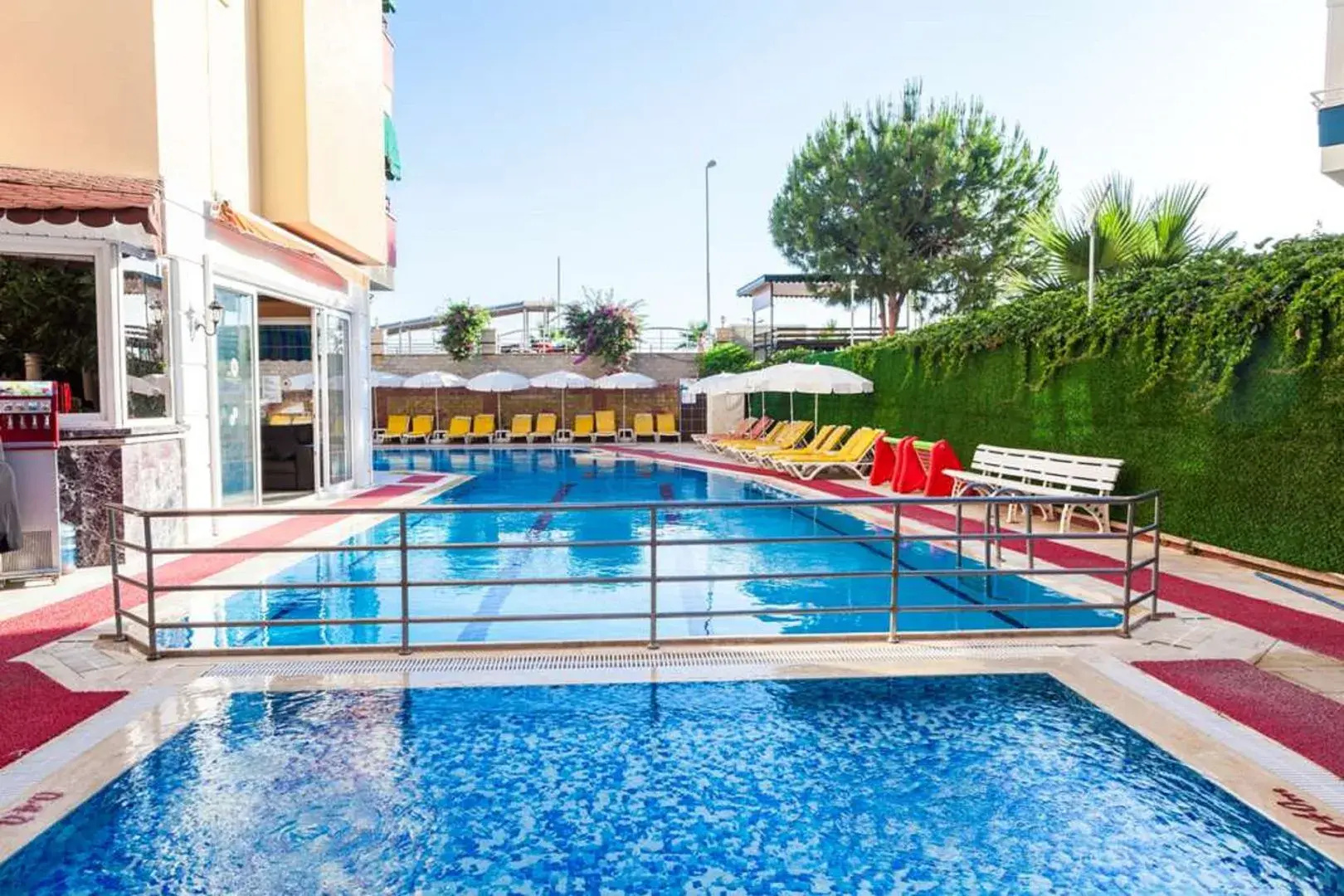 Photo - Galaxy Beach Hotel