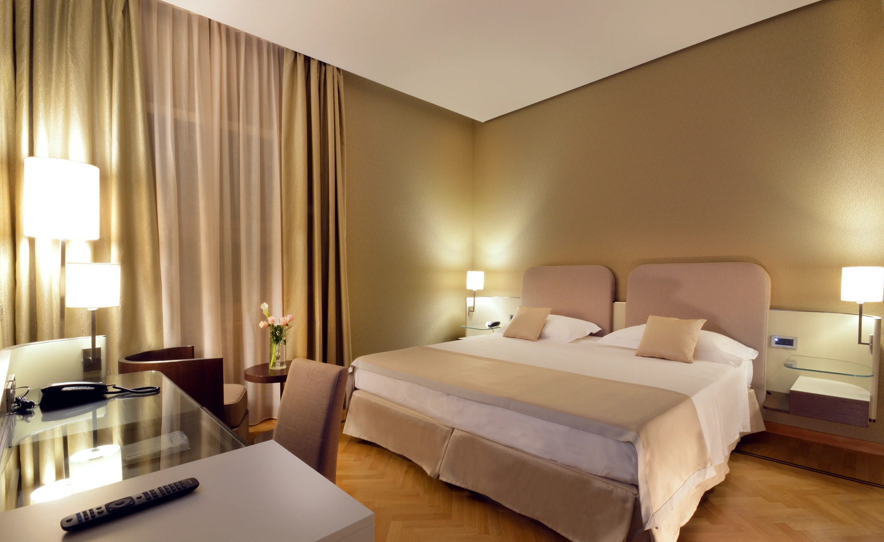 Foto - Palazzo Esedra