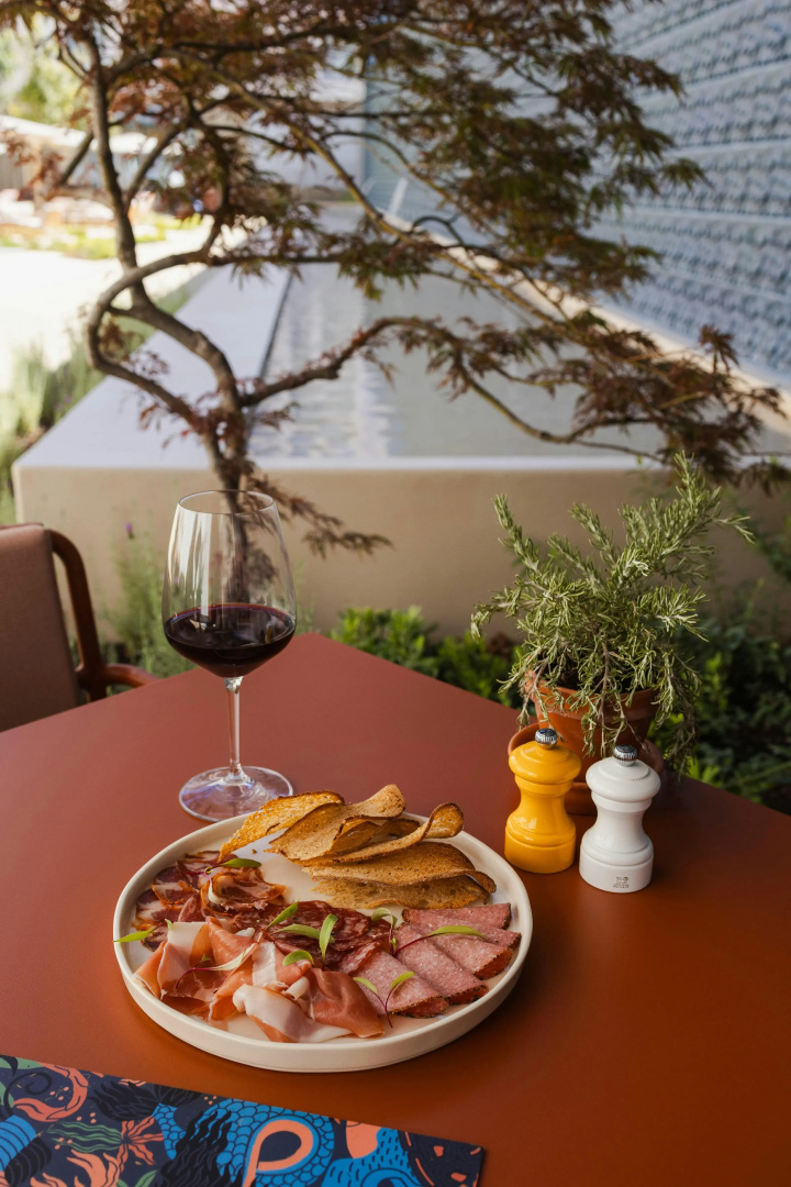 Photo - DUO Hotel Lisbon, Curio Collection by Hilton
