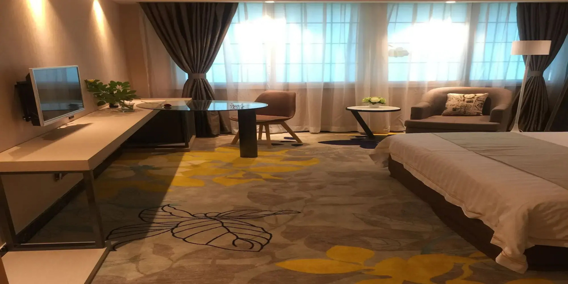 Foto - Shenzhen Kaili Hotel, Guomao Shopping Mall