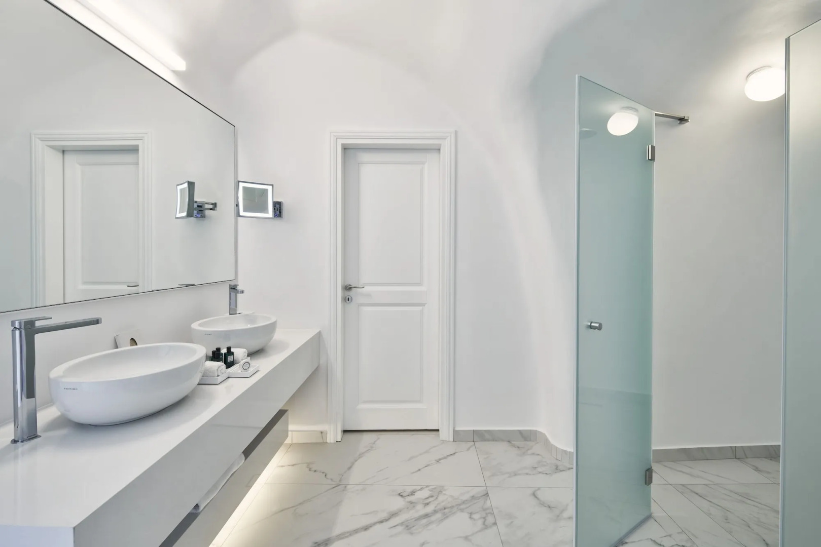 Photo - Canaves Oia Suites - Small Luxury Hotels of the World