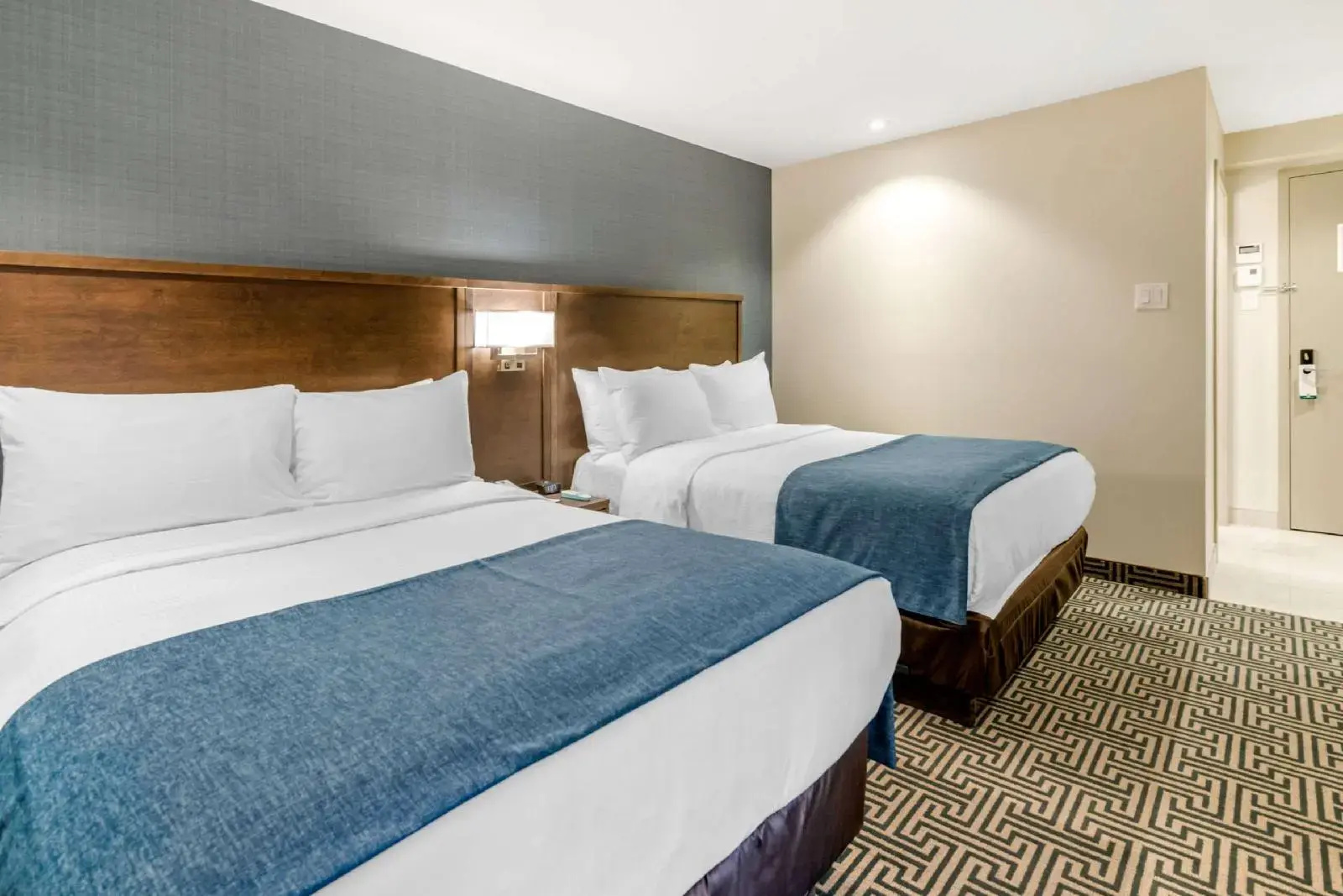 Photo - Quality Inn Centre-Ville