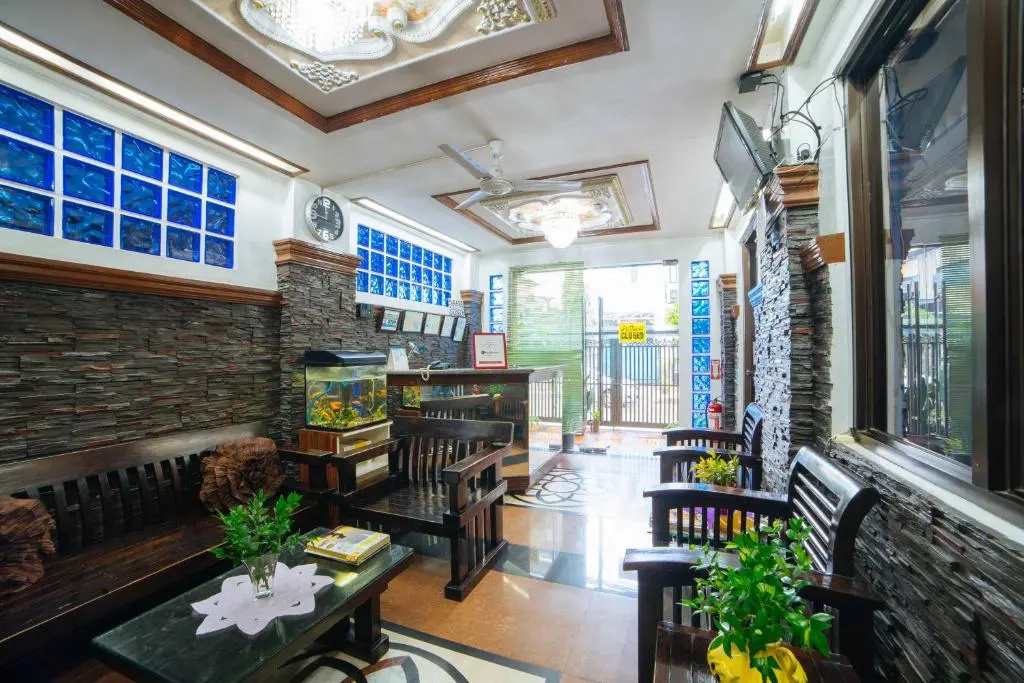 Foto - L Mansion 2 Palanan Makati City