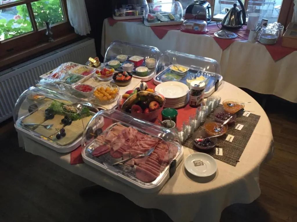 Photo - Tutzinger Hof