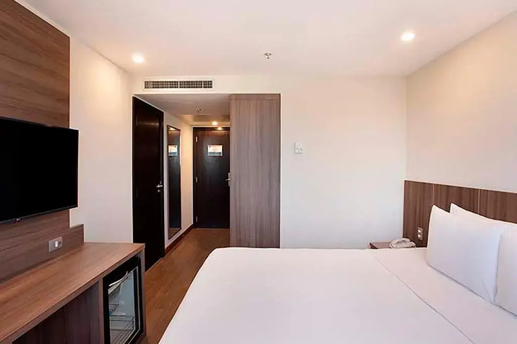 Photo - Windsor Tower Hotel