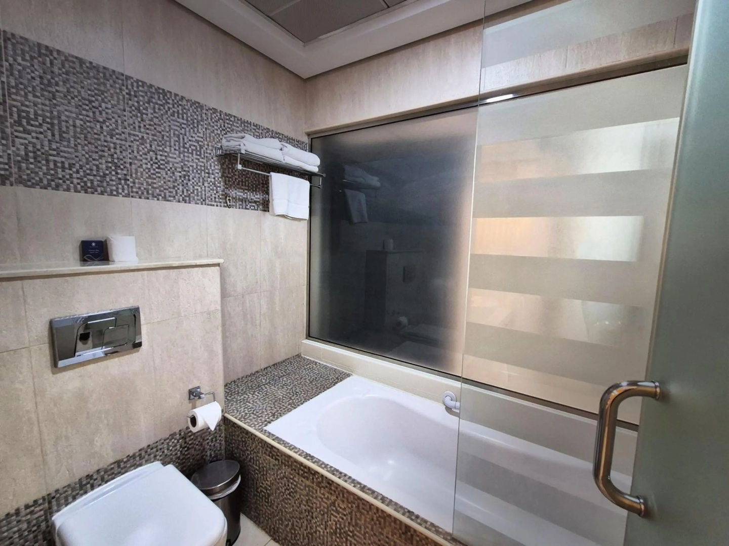 Photo - Signature Hotel Al Barsha