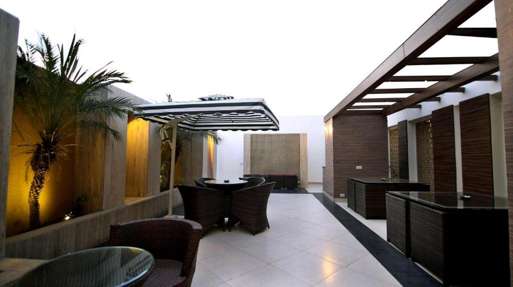 Photo - Hotel The Prime Balaji Deluxe, City Centre, With Free Airport Pickup