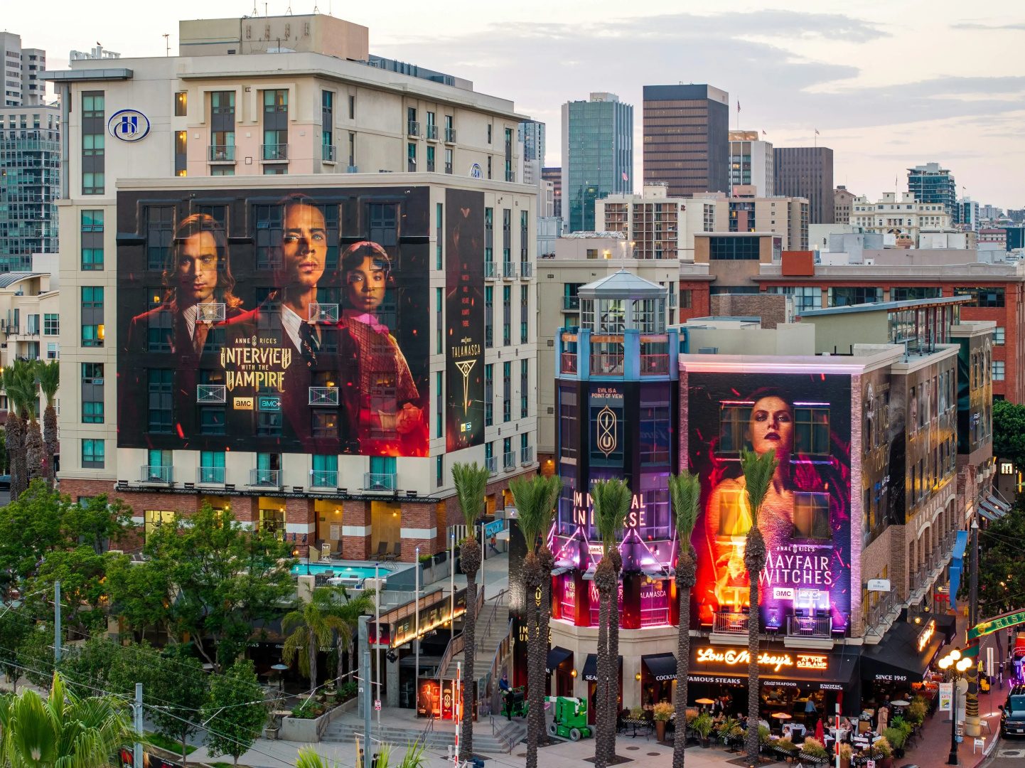 Photo - Hilton San Diego Gaslamp Quarter