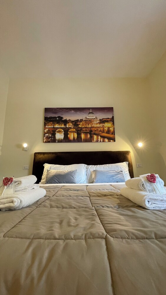 Photo - rienzo vatican suites