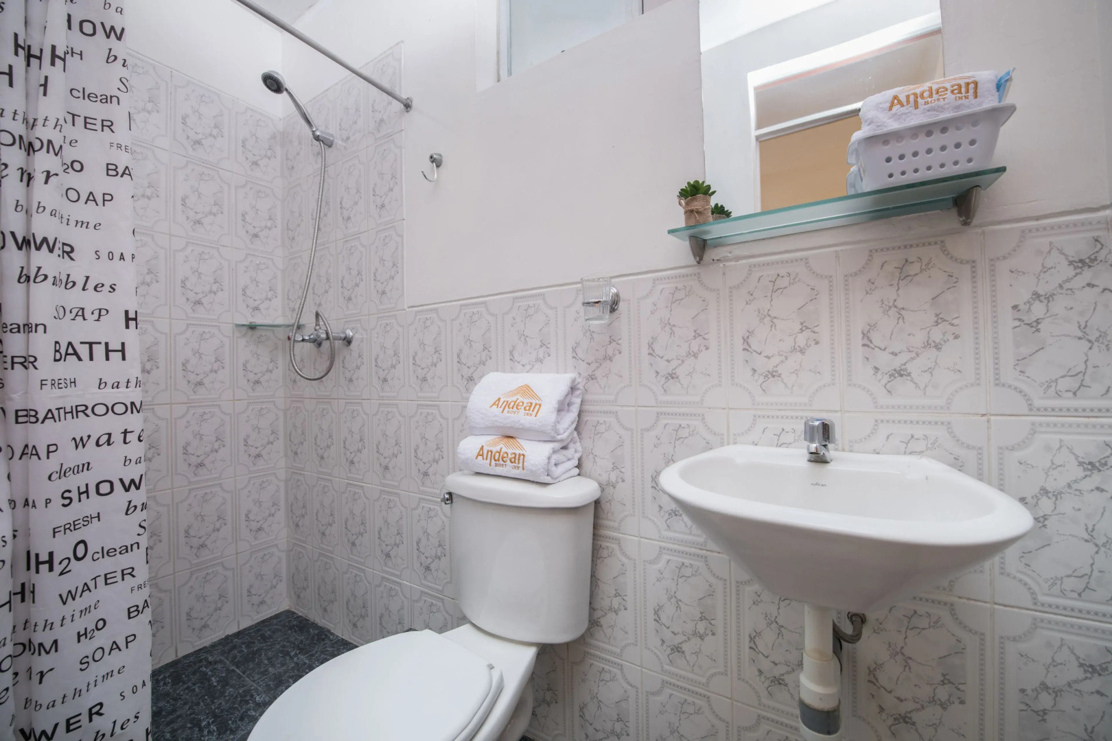 Photo - Hotel Andean Host Inn