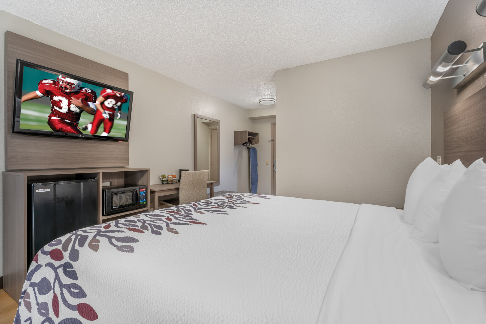 Photo - Red Roof Inn Houston - Brookhollow