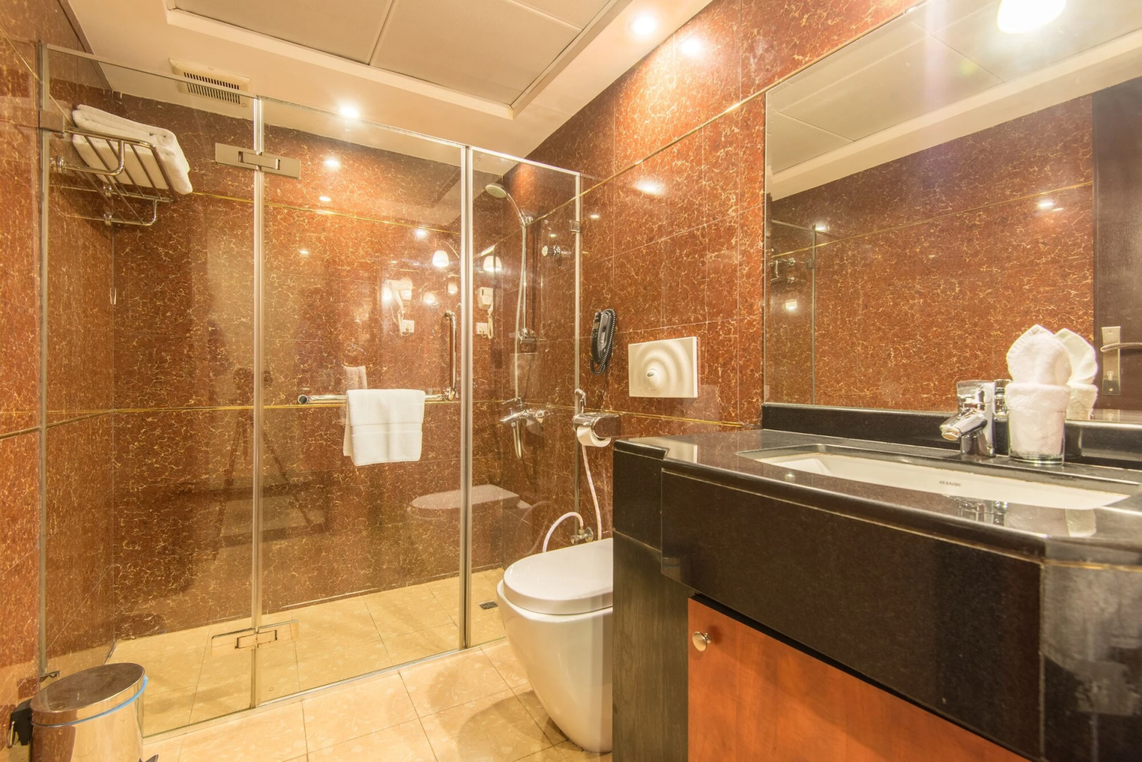 Photo - Caesar Hotel