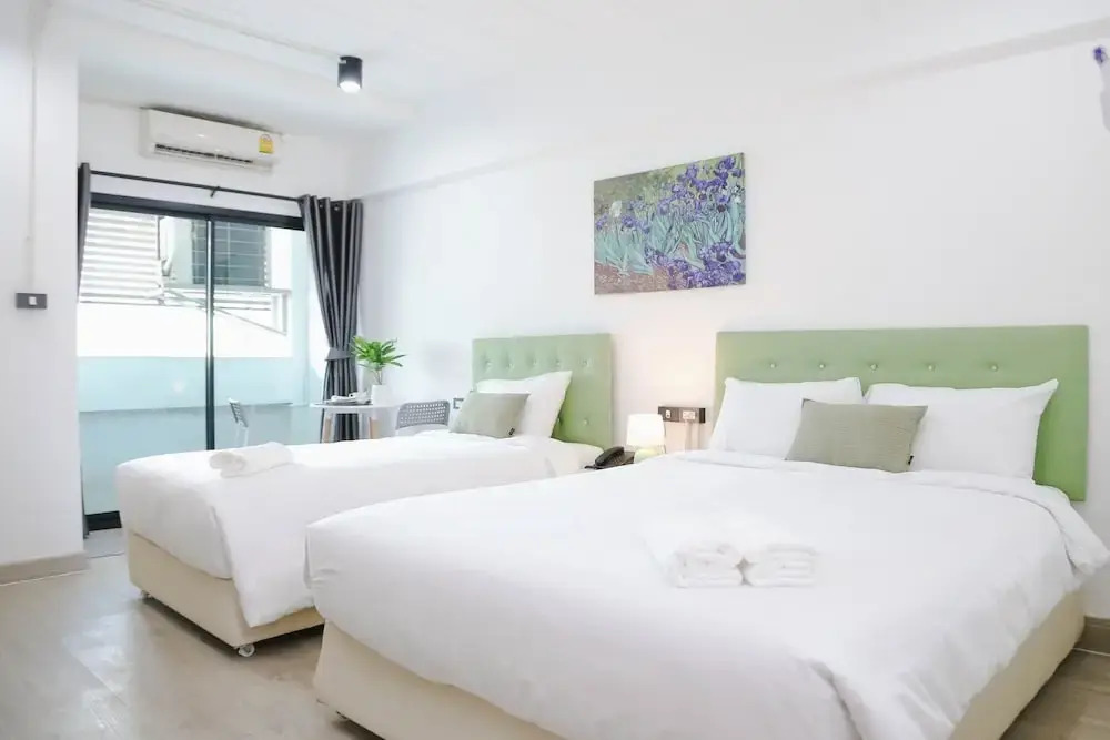 Photo - Chana Bangkok Hotel