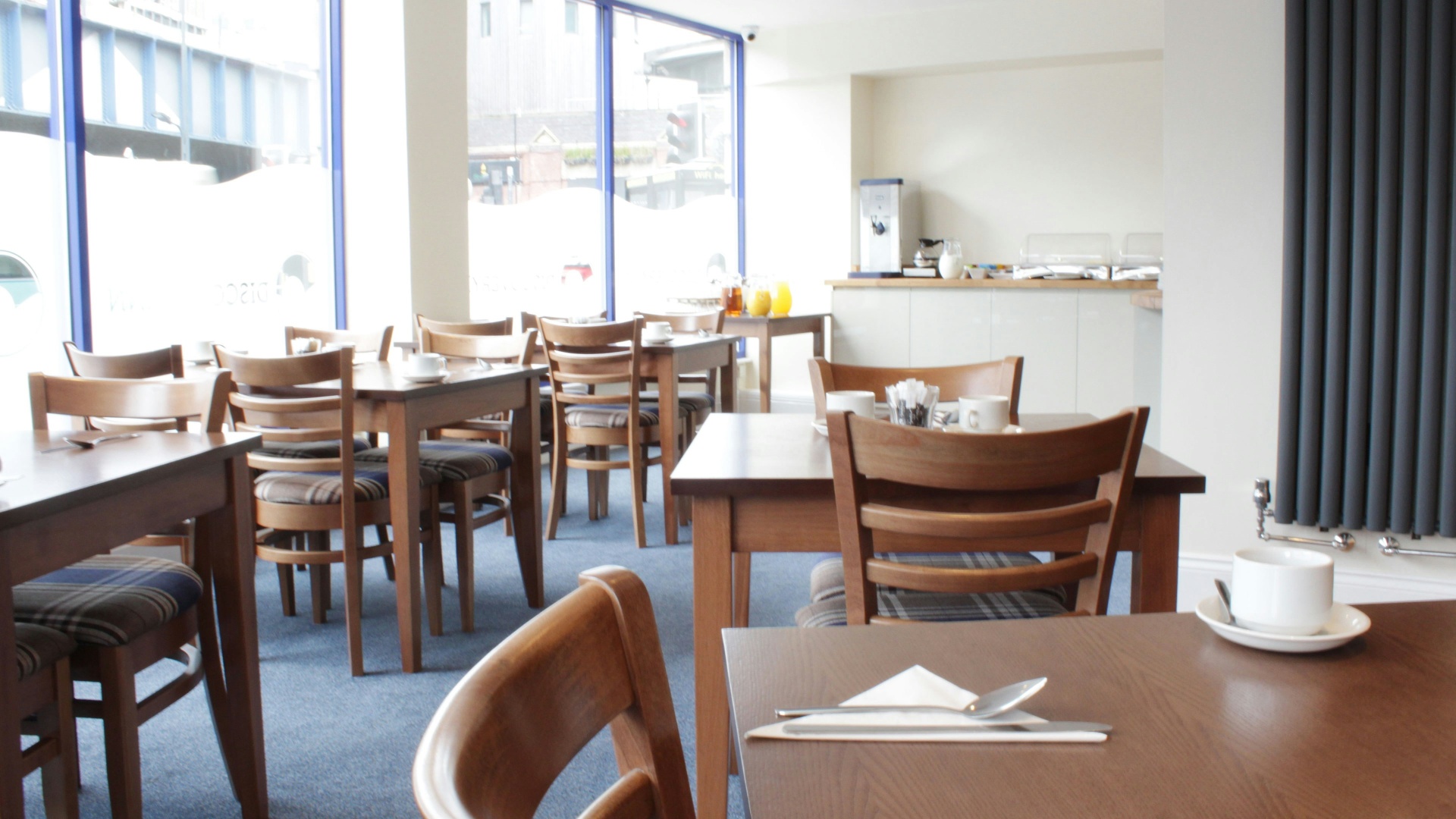 Photo - Discovery Inn - Leeds