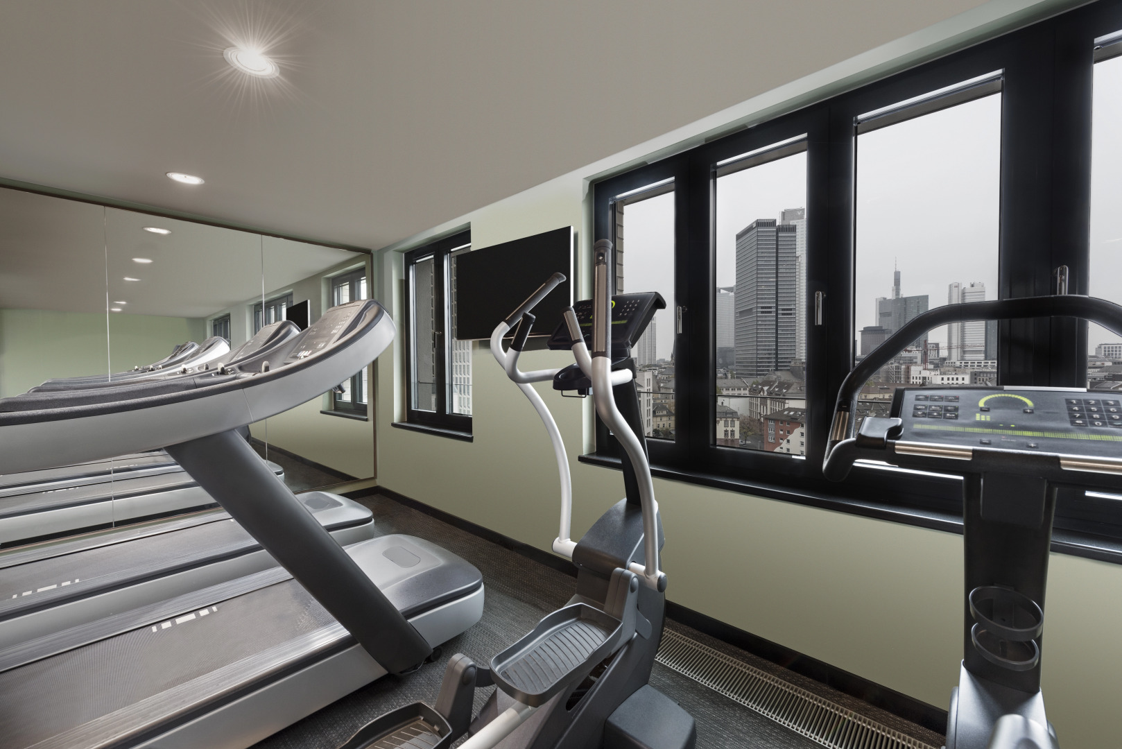 Foto - Adina Apartment Hotel Frankfurt Westend