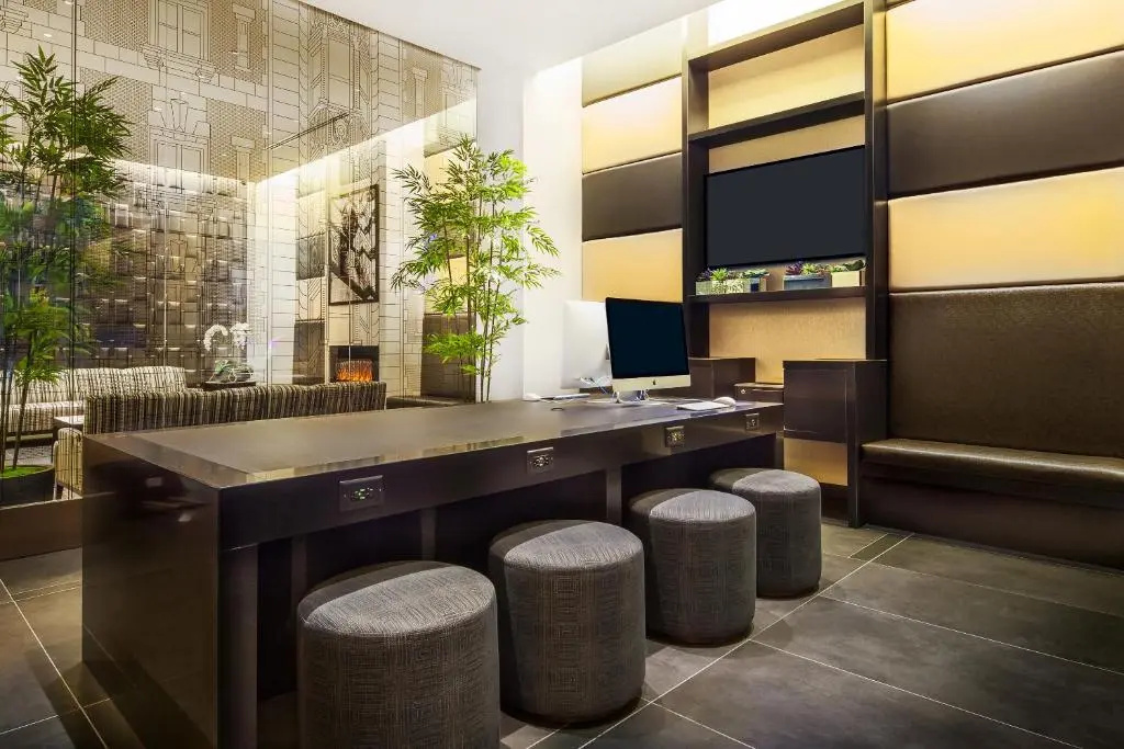 Photo - The Hotel at Fifth Avenue