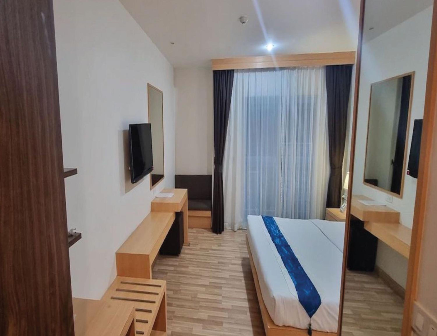 Photo - iCheck inn Central Patong