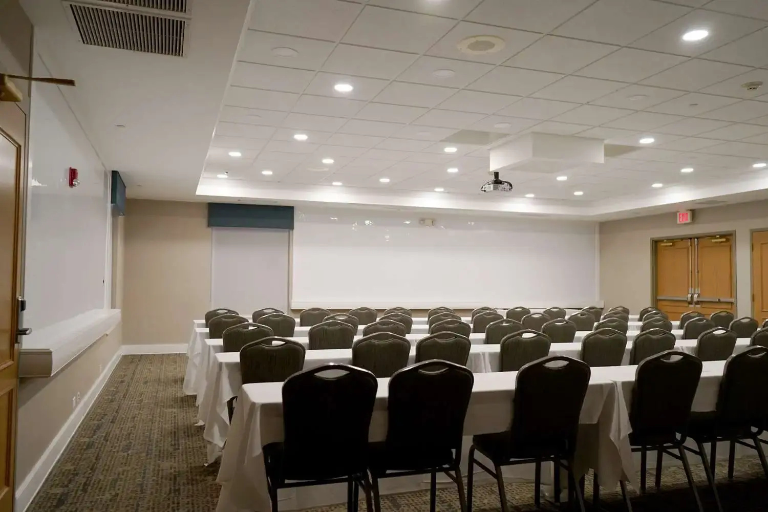 Photo - Hampton Inn & Suites Chicago/Aurora
