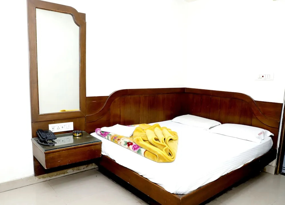 Photo - Hotel Maharani Delhi