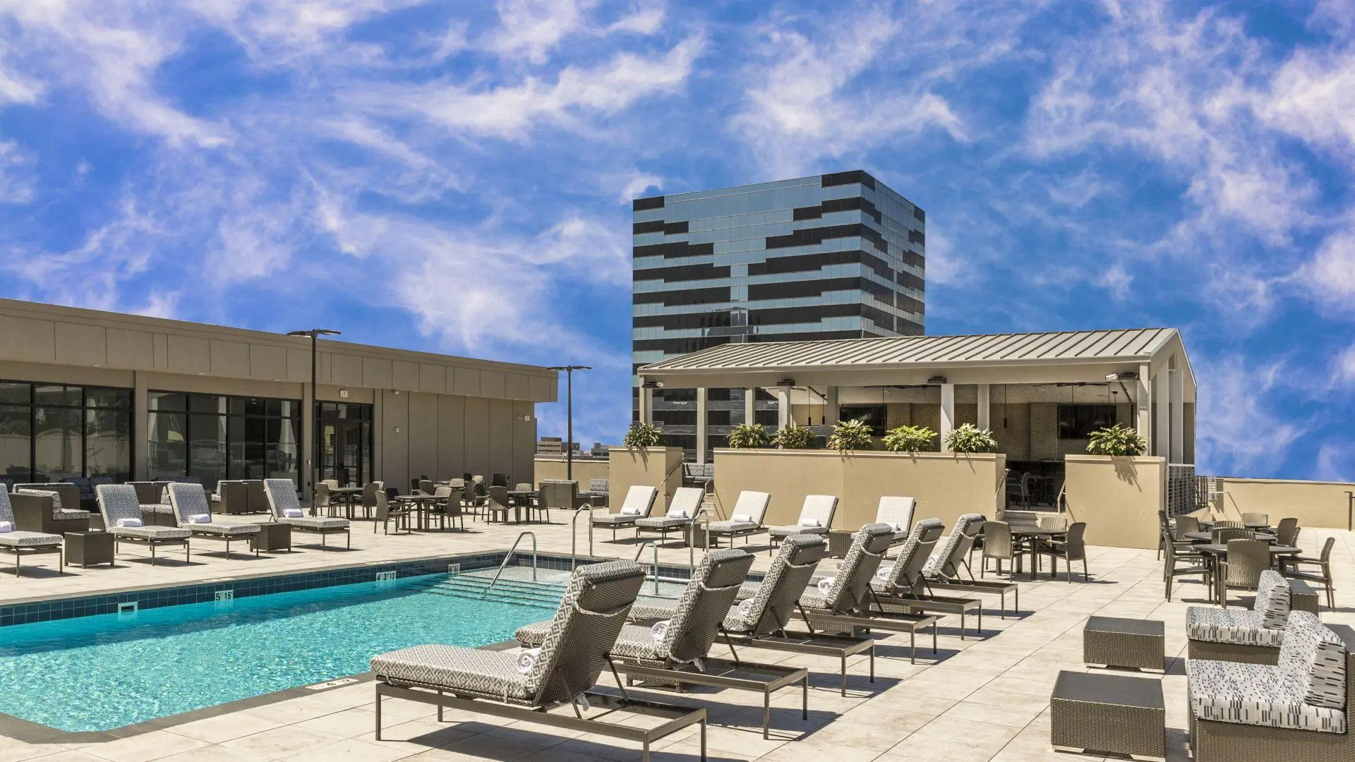 Photo - The Jung Hotel and Residences